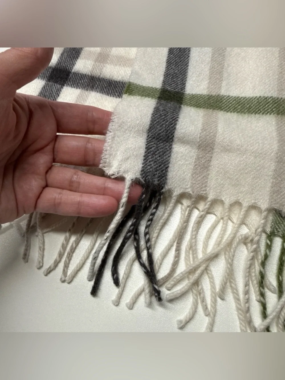 Charter Club Men’s Scarf Nova Check 100% Cashmere Cream Gray Green Preppy 10x62